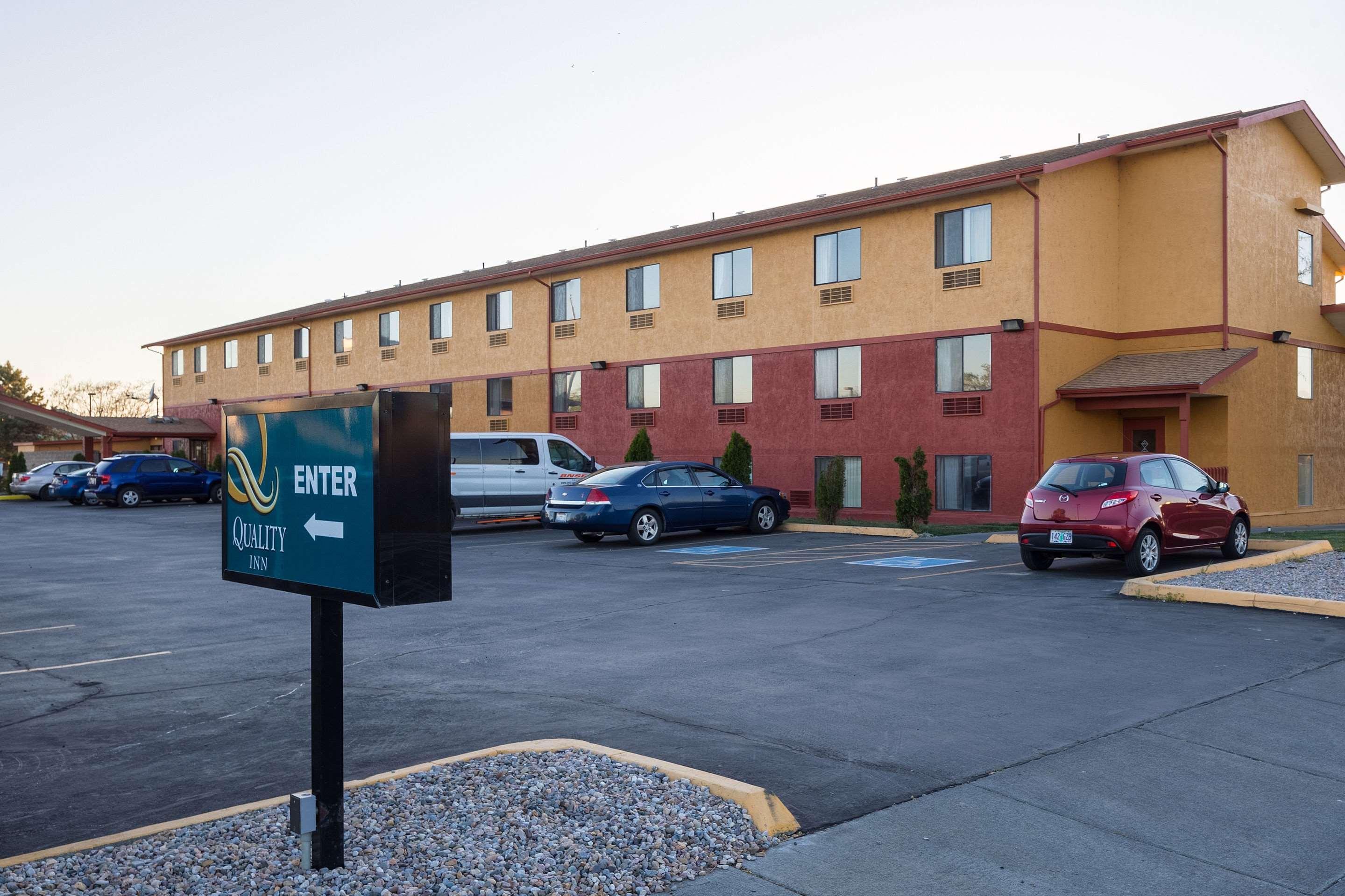 Quality Inn Moses Lake Exterior photo